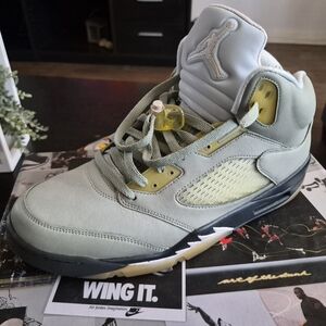 Jordan 5 RETRO JADE HORIZON Sneakers in Gray and Yellow